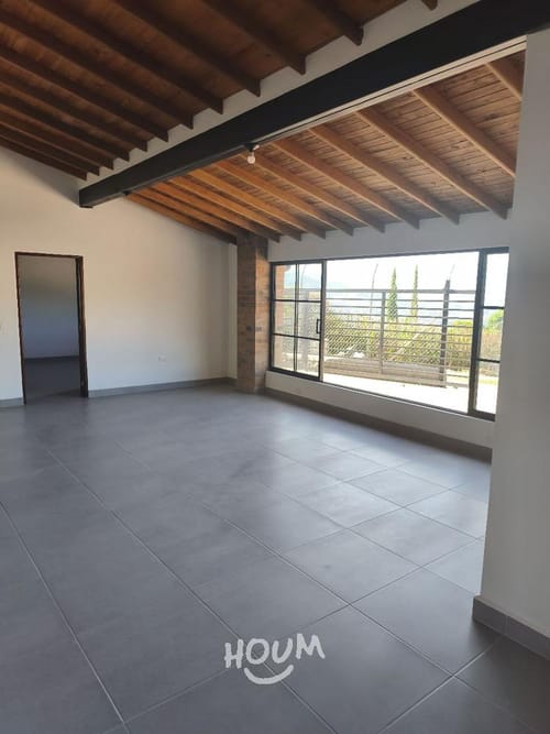 Casa de 4 alcobas en arriendo en San Rafael, Envigado, 220 m² · foto 5 de 24