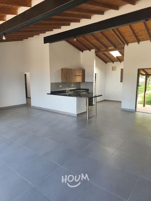 Casa de 4 alcobas en arriendo en San Rafael, Envigado, 220 m² · foto 7 de 24
