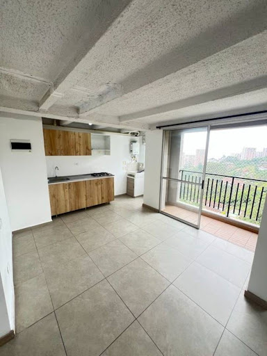 Apartamento en arriendo en Las Lomitas, Sabaneta · foto 2 de 11