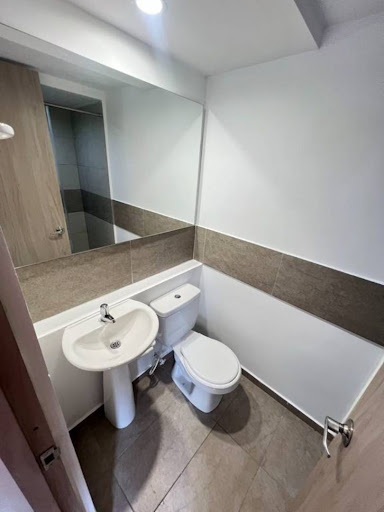 Apartamento en arriendo en Las Lomitas, Sabaneta · foto 11 de 11