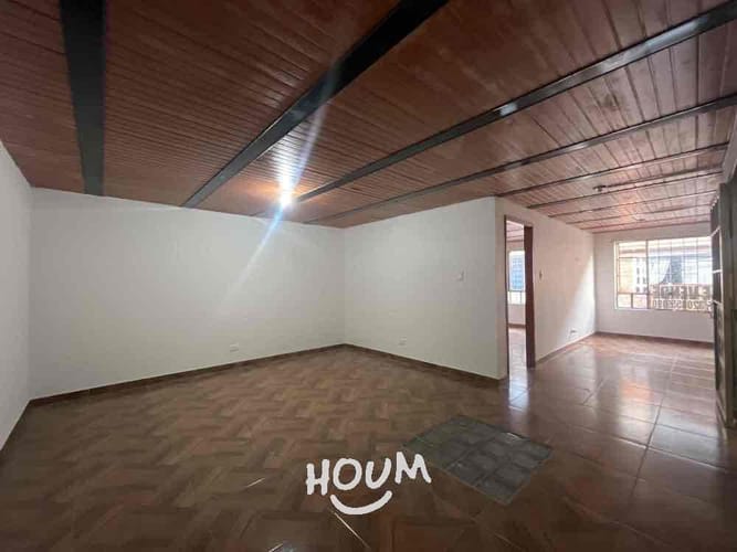 Casa de 8 alcobas en venta en Ub. Serrezuelita, Funza, 216 m² · foto 4 de 24