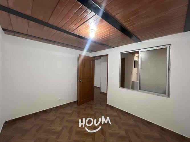Casa de 8 alcobas en venta en Ub. Serrezuelita, Funza, 216 m² · foto 6 de 24