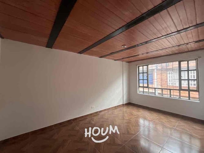 Casa de 8 alcobas en venta en Ub. Serrezuelita, Funza, 216 m² · foto 11 de 24