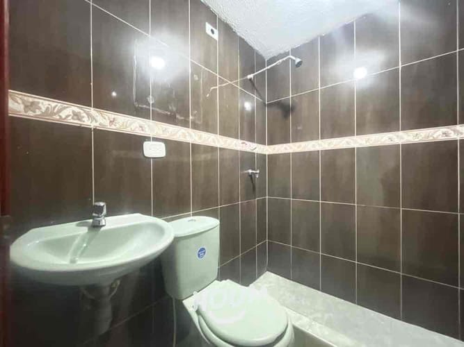Casa de 8 alcobas en venta en Ub. Serrezuelita, Funza, 216 m² · foto 16 de 24