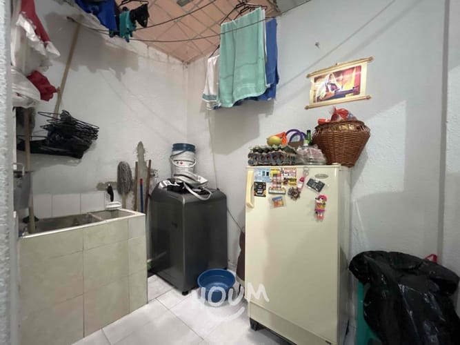 Casa de 9 alcobas en venta en Fontibon, Bogotá, 281 m² · foto 9 de 24