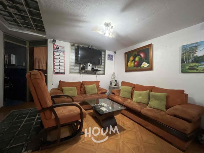 Casa de 9 alcobas en venta en Fontibon, Bogotá, 281 m² · foto 18 de 24