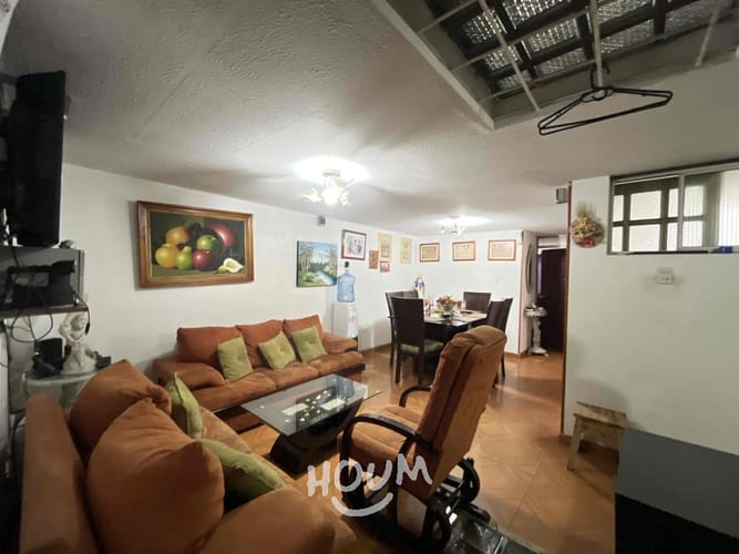 Casa de 9 alcobas en venta en Fontibon, Bogotá, 281 m² · foto 20 de 24