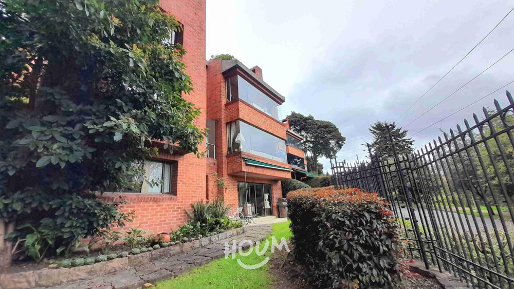 Casa en venta en Cerros De Suba, Bogotá · foto 3 de 24