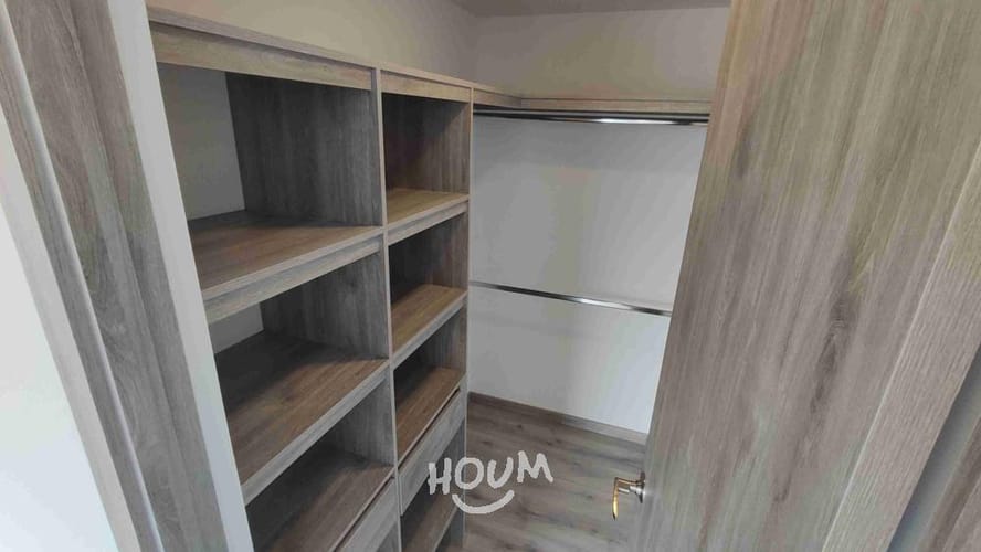 Apartamento de 2 alcobas en venta en Cabañas, Bello, 72 m² · foto 3 de 9