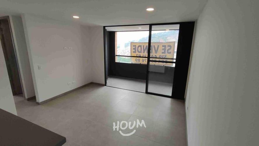 Apartamento de 2 alcobas en venta en Cabañas, Bello, 72 m² · foto 6 de 9