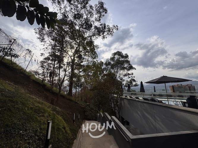 Apartamento de 3 alcobas en arriendo en Loma Del Indio, Medellín, 94 m² · foto 3 de 24