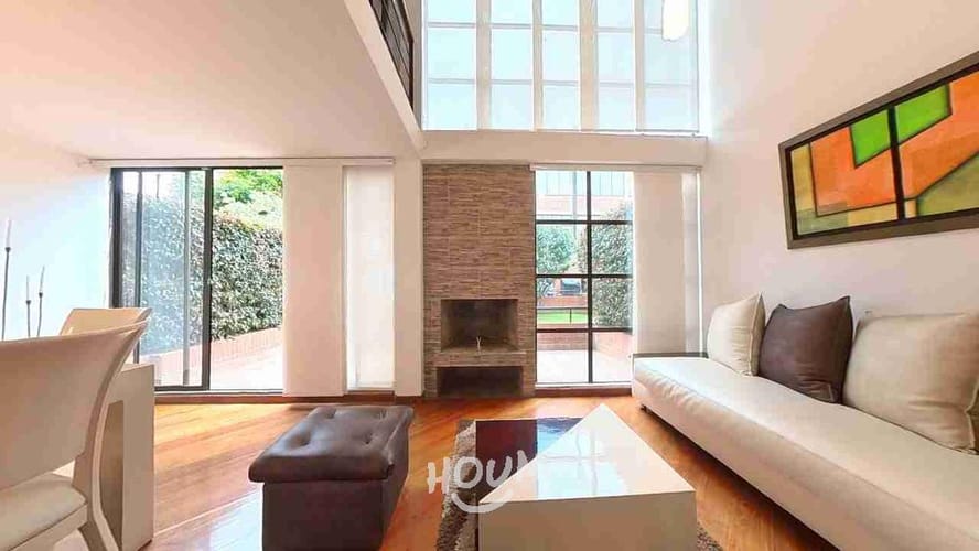 Casa de 3 alcobas en venta en Hacienda San Jose, Chía, 152 m² · foto 2 de 24