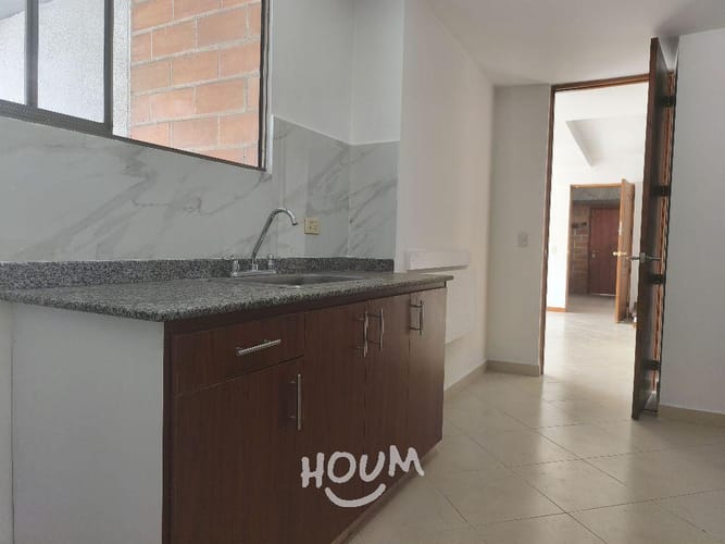 Apartamento de 3 alcobas en arriendo en Belén, Medellín, 90 m² · foto 11 de 24