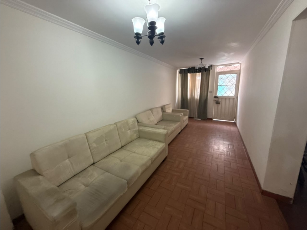 Casa en venta en El Carmen Fontibon, Bogotá · foto 6 de 24