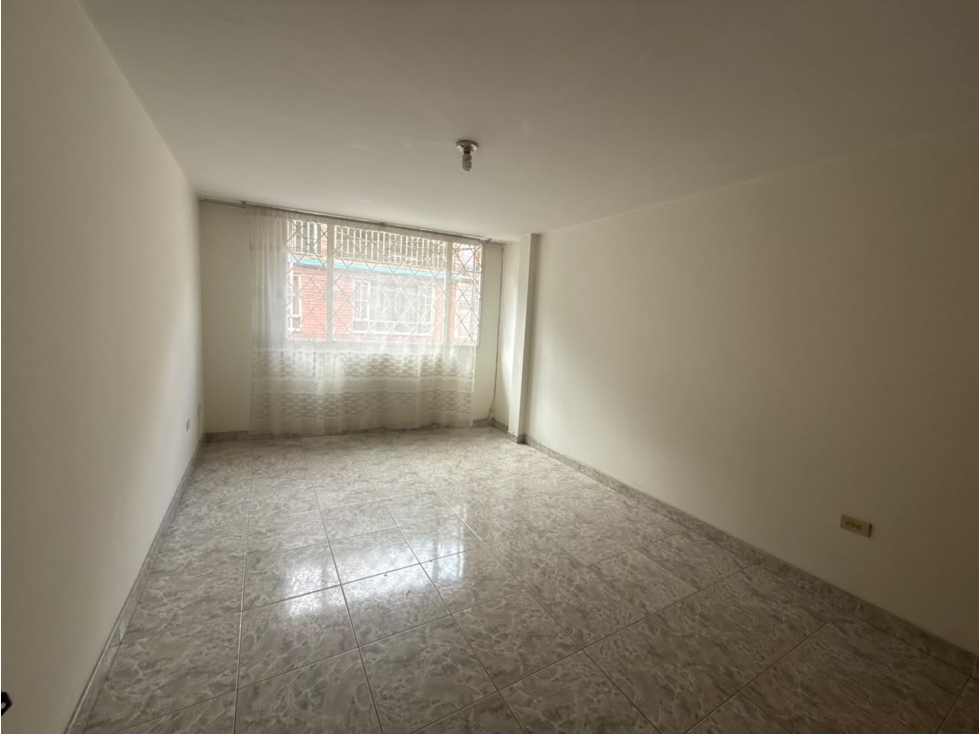 Casa en venta en El Carmen Fontibon, Bogotá · foto 21 de 24