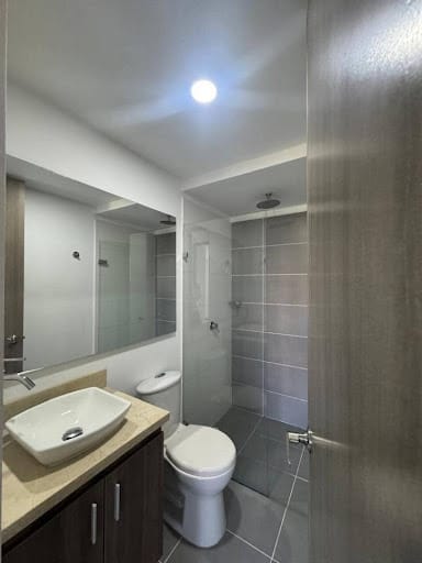 Apartamento de 3 alcobas en arriendo en Aves Maria, Sabaneta, 84 m² · foto 9 de 10