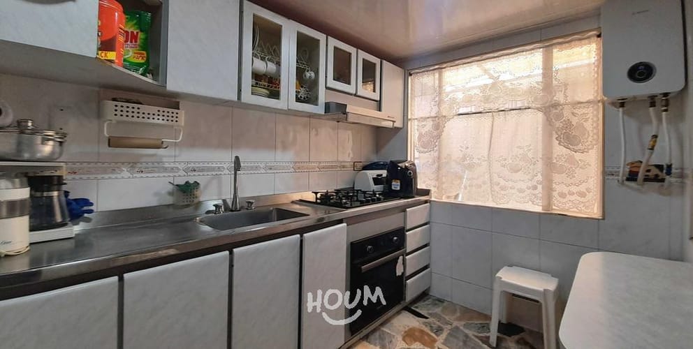 Casa de 6 alcobas en venta en Aures, Bogotá, 228 m² · foto 23 de 24