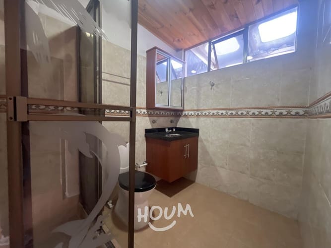 Casa de 6 alcobas en venta en Jorge Gaitan Cortes, Bogotá, 112 m² · foto 6 de 24