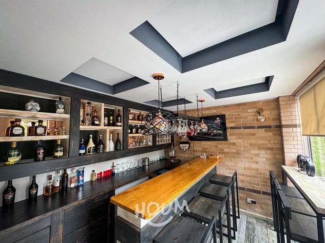 Casa de 5 alcobas en venta en Las Lomitas, Sabaneta, 467 m² · foto 5 de 24