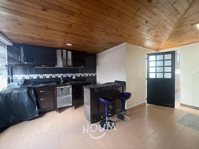 Casa de 6 alcobas en venta en Jorge Gaitan Cortes, Bogotá, 112 m² · foto 9 de 24