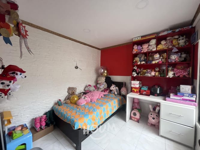 Casa de 6 alcobas en venta en Jorge Gaitan Cortes, Bogotá, 112 m² · foto 18 de 24