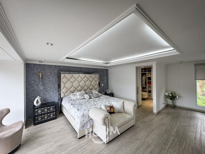 Casa de 5 alcobas en venta en Las Lomitas, Sabaneta, 467 m² · foto 24 de 24