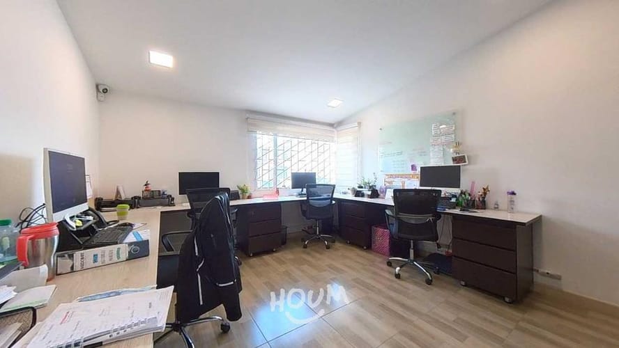 Casa de 3 alcobas en venta en Niza, Bogotá, 220 m² · foto 2 de 16