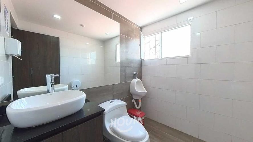 Casa de 3 alcobas en venta en Niza, Bogotá, 220 m² · foto 6 de 16