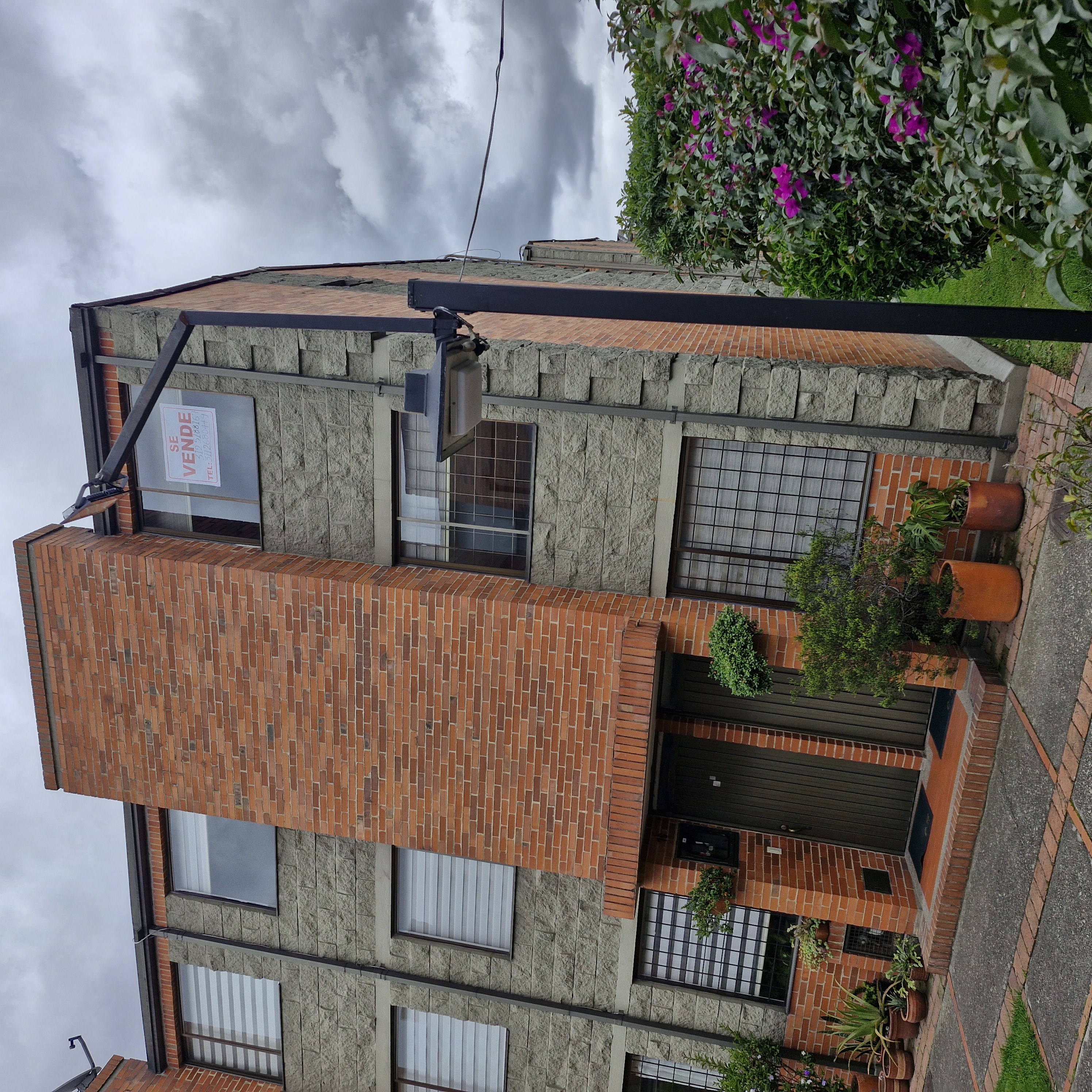 Casa en venta en Portales Del Monte, Bogotá · foto 3 de 17