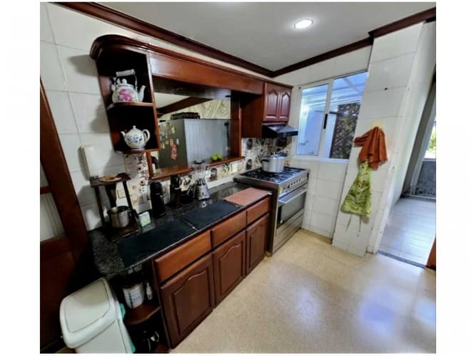 Casa de 4 alcobas en venta en Loma Del Esmeraldal, Medellín, 189 m² · foto 9 de 24