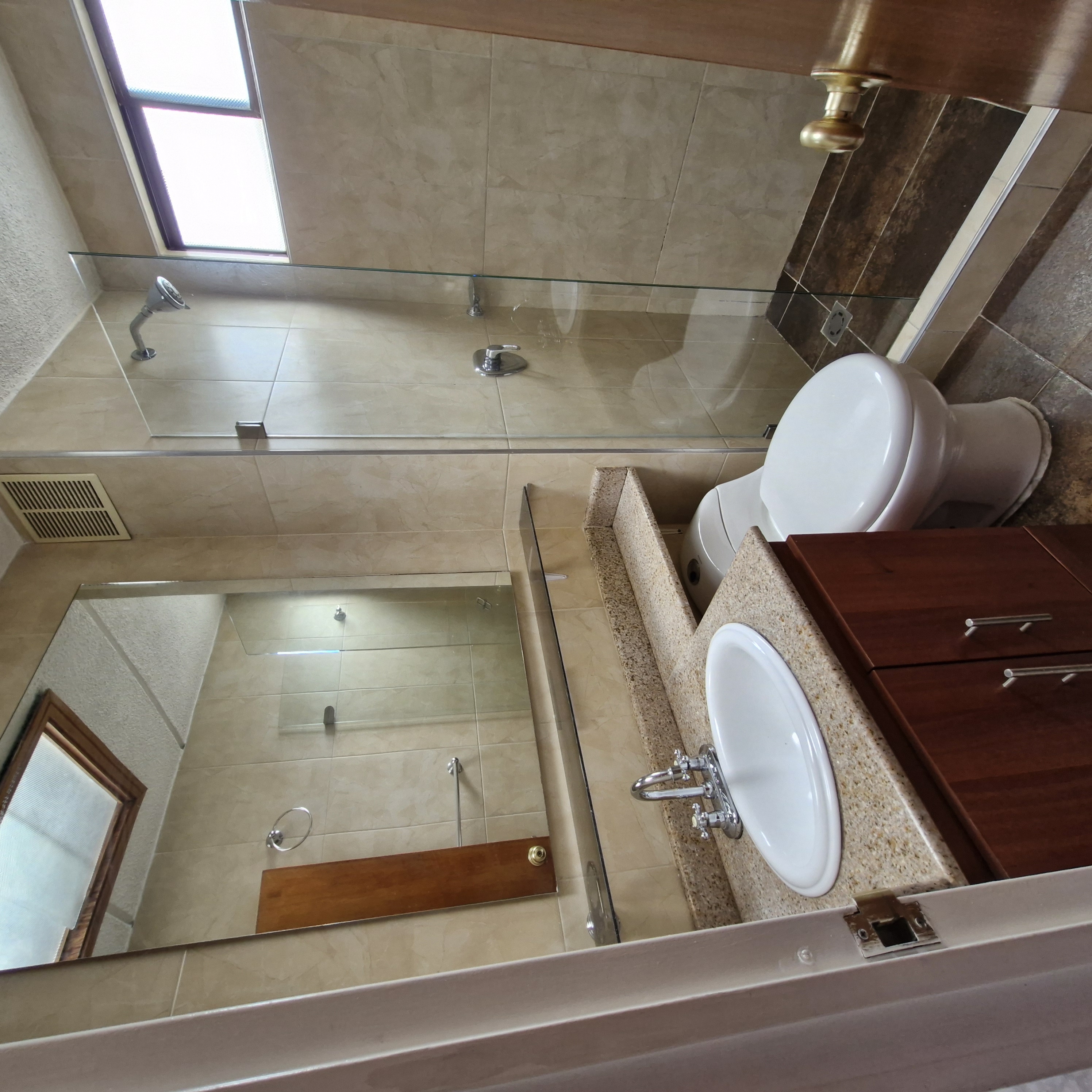 Casa en venta en Portales Del Monte, Bogotá · foto 8 de 17