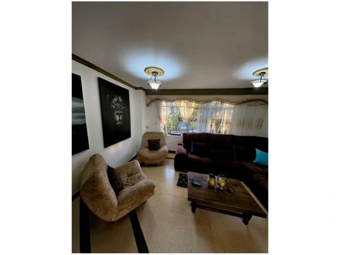 Casa de 4 alcobas en venta en Loma Del Esmeraldal, Medellín, 189 m² · foto 10 de 24