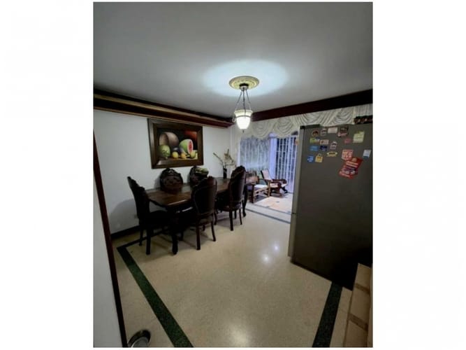 Casa de 4 alcobas en venta en Loma Del Esmeraldal, Medellín, 189 m² · foto 11 de 24