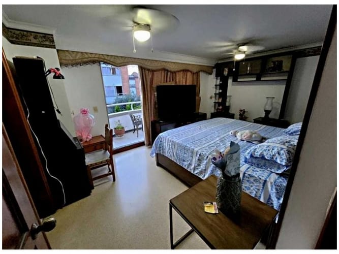 Casa de 4 alcobas en venta en Loma Del Esmeraldal, Medellín, 189 m² · foto 15 de 24
