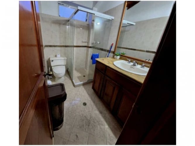 Casa de 4 alcobas en venta en Loma Del Esmeraldal, Medellín, 189 m² · foto 16 de 24