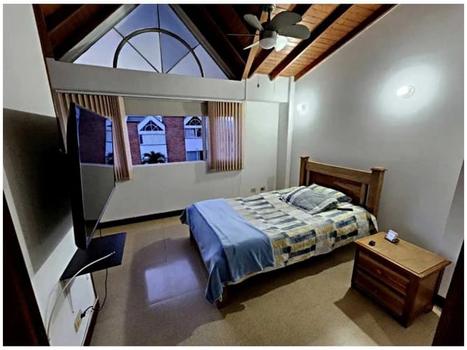 Casa de 4 alcobas en venta en Loma Del Esmeraldal, Medellín, 189 m² · foto 23 de 24