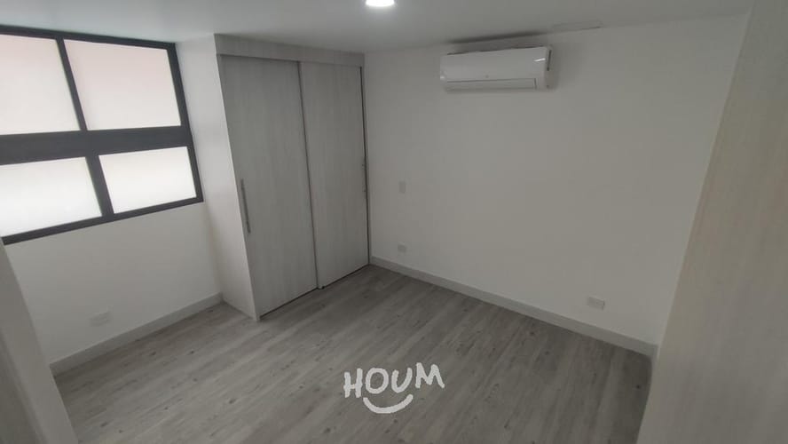 Apartamento de 3 alcobas en venta en Conquistadores, Medellín, 130 m² · foto 6 de 15