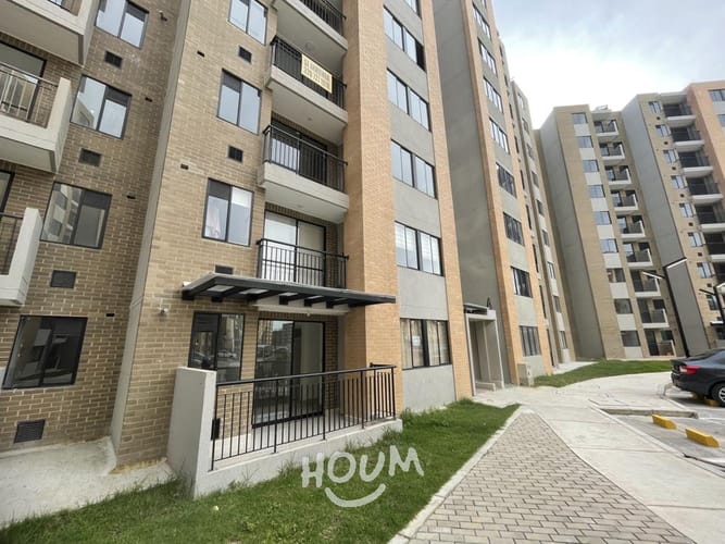Apartamento de 2 alcobas en venta en La Macarena, Rionegro, 48 m² · foto 2 de 16