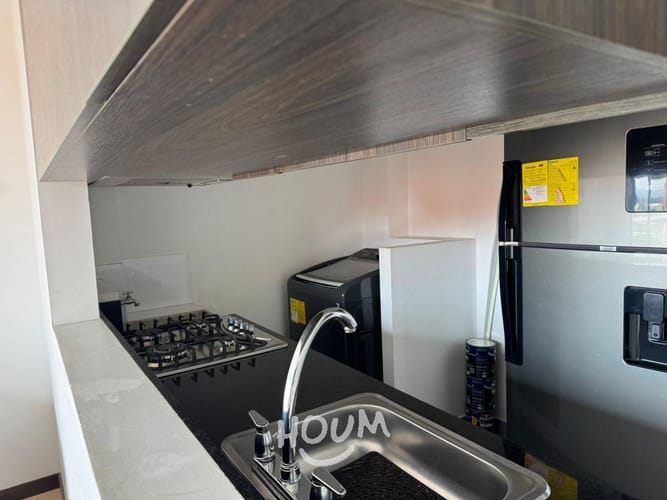 Apartamento de 2 alcobas en venta en Conjunto Residencial Zaragoza, Madrid, 56 m² · foto 2 de 20