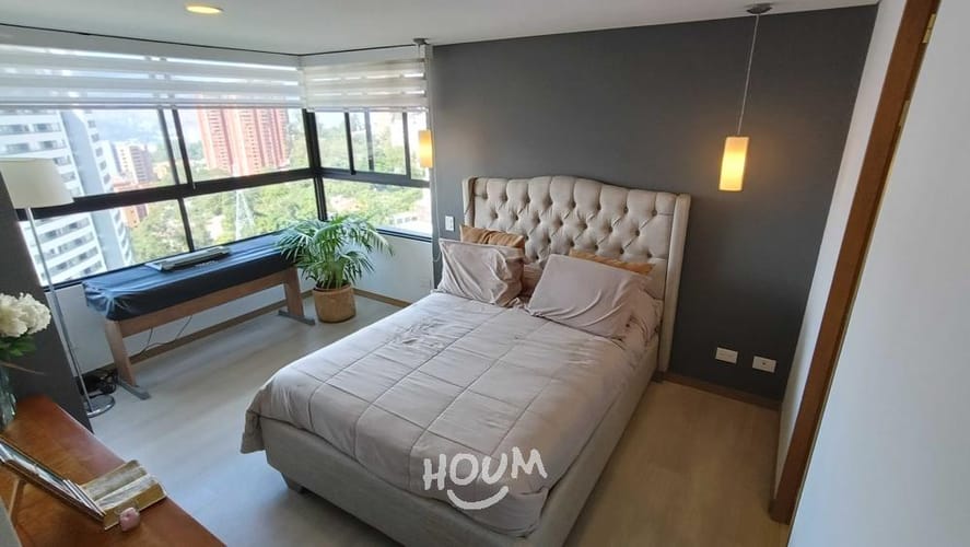 Apartamento de 3 alcobas en venta en El Poblado, Medellín, 88 m² · foto 2 de 22