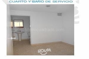 Casa de 5 alcobas en venta en Engativá, Bogotá, 220 m² · foto 9 de 10