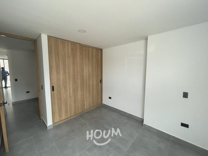 Casa de 4 alcobas en venta en El Porvenir, Rionegro, 242 m² · foto 4 de 24
