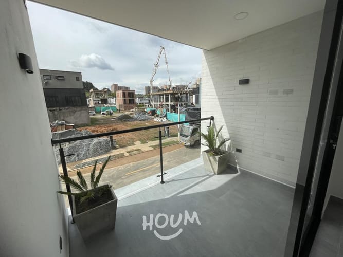 Casa de 4 alcobas en venta en El Porvenir, Rionegro, 242 m² · foto 11 de 24