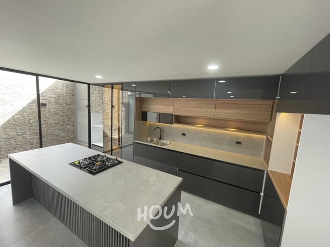 Casa de 4 alcobas en venta en El Porvenir, Rionegro, 242 m² · foto 17 de 24