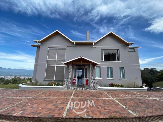 Casa de 4 alcobas en venta en Hacienda San Jose, Chía, 480 m² · foto 2 de 24