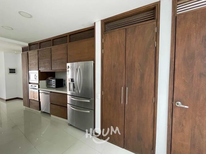 Casa de 4 alcobas en venta en Los Colegios, Rionegro, 365 m² · foto 4 de 23