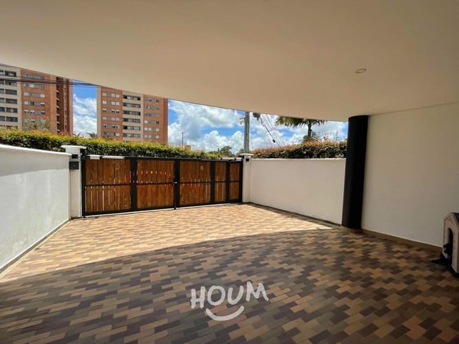 Casa de 4 alcobas en venta en Los Colegios, Rionegro, 365 m² · foto 7 de 23