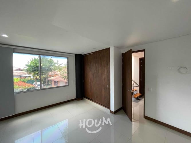 Casa de 4 alcobas en venta en Los Colegios, Rionegro, 365 m² · foto 20 de 23