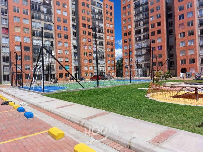 Apartamento de 3 alcobas en venta en San Pedro, Madrid, 49 m² · foto 2 de 24
