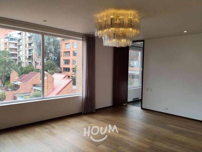 Apartamento de 3 alcobas en venta en Los Rosales, Bogotá, 352 m² · foto 16 de 24